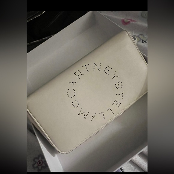 💥🔥Stella McCartney Buffed cream leather crossbody bag and wallet (set)!💥⛅️✨ - Picture 11 of 16